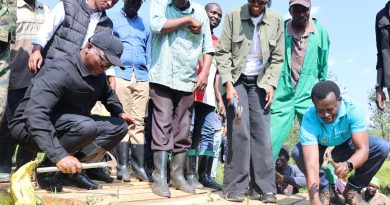 Musanze: Minisitiri Marizamunda Yuvenali yifatanije n’abatuye umurenge wa Rwaza mu muganda usoza ukwezi abasaba kugira umutima w’ubutwari Musanze: Minisitiri Marizamunda Yuvenali yifatanije n’abatuye umurenge wa Rwaza mu muganda usoza ukwezi abasaba kugira umutima w’ubutwari