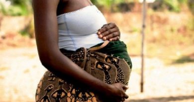 RC Musanze: Abo muri Kavumu-Byangabo bagaragaje akarengane ababyeyi babyarira mu nzira bakorerwa, Virunga Today yerekana uburemere bw’ikibazo cy’ababyeyi batabyarira imbere ya muganga RC Musanze: Abo muri Kavumu-Byangabo bagaragaje akarengane ababyeyi babyarira mu nzira bakorerwa, Virunga Today yerekana uburemere bw’ikibazo cy’ababyeyi batabyarira imbere ya muganga