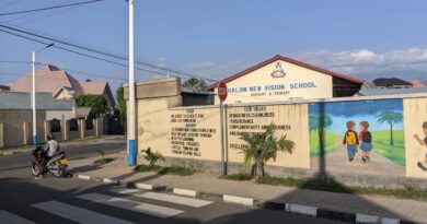 Musanze: Ishuri Shalom New Vision School ryongeye guha amahirwe ababyeyi yo kureresha mu kigo gikomeje kuza mu bya mbere bitsindisha neza mu Karere Musanze: Ishuri Shalom New Vision School ryongeye guha amahirwe ababyeyi yo kureresha mu kigo gikomeje kuza mu bya mbere bitsindisha neza mu Karere