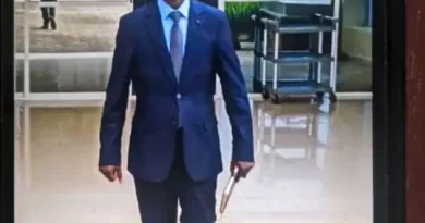Musanze-Itangira ry’amashuri: Birangiye wa Directeur wa Bukane ikigo agihinduye privé, abana batari bake abasuka hanze Musanze-Itangira ry’amashuri: Birangiye wa Directeur wa Bukane ikigo agihinduye privé, abana batari bake abasuka hanze