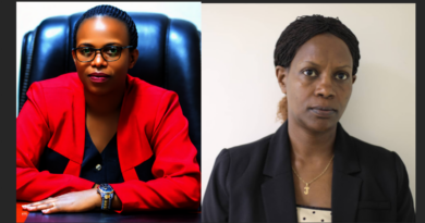 Gakenke: Dosiye ya mwarimu Clement, imwe muzizahererekanywa hagati ya Meya Mukandayisenga Vestine na Gitifu Jolly Nankunda Gakenke: Dosiye ya mwarimu Clement, imwe muzizahererekanywa hagati ya Meya Mukandayisenga Vestine na Gitifu Jolly Nankunda